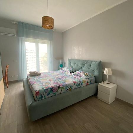 Tres Joli Bed and Breakfast Rom Exteriör bild