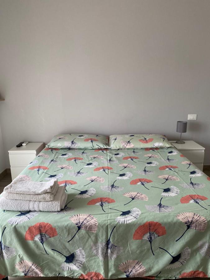 Tres Joli Bed and Breakfast Rom Exteriör bild